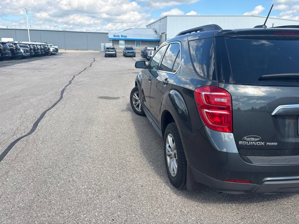 Used 2017 Chevrolet Equinox LT w/ True North Edition AWD/4WD image 7