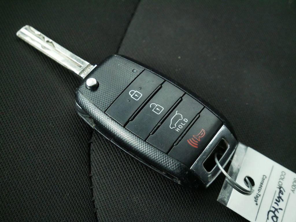 Used 2016 Kia Soul Base image 34