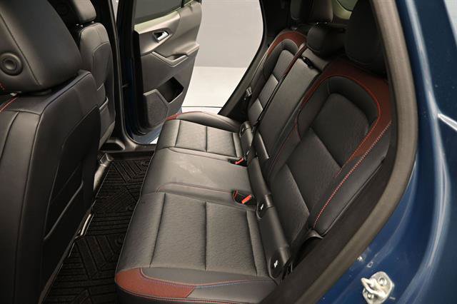 Used 2025 Chevrolet Equinox RS w/ Convenience Package III FWD image 17