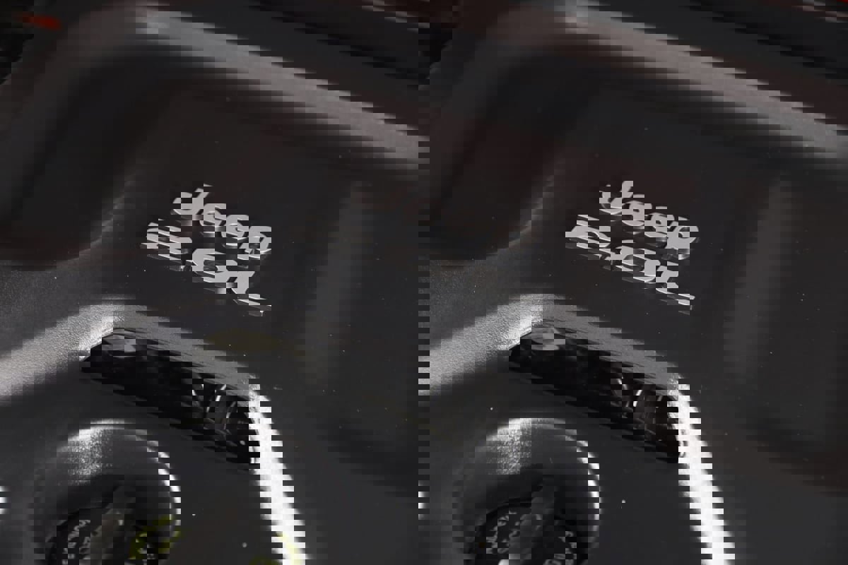 Used 2021 Jeep Wrangler Unlimited Rubicon 4xe w/ Steel Bumper Group image 20