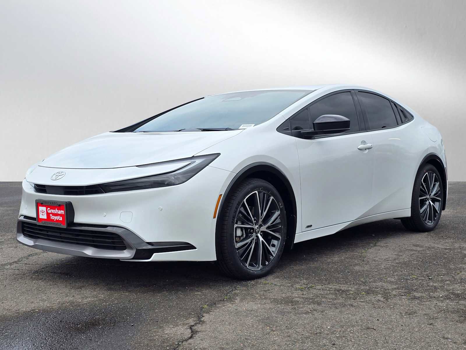 Used 2026 Toyota Prius XLE image 8