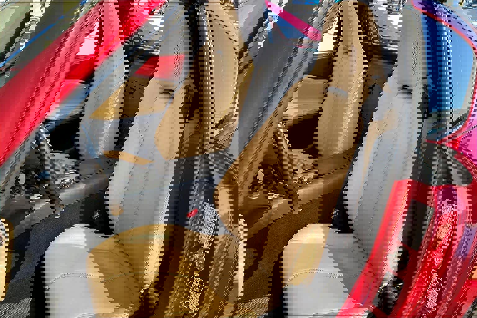 Used 2019 MAZDA MX-5 Miata RF Grand Touring image 8