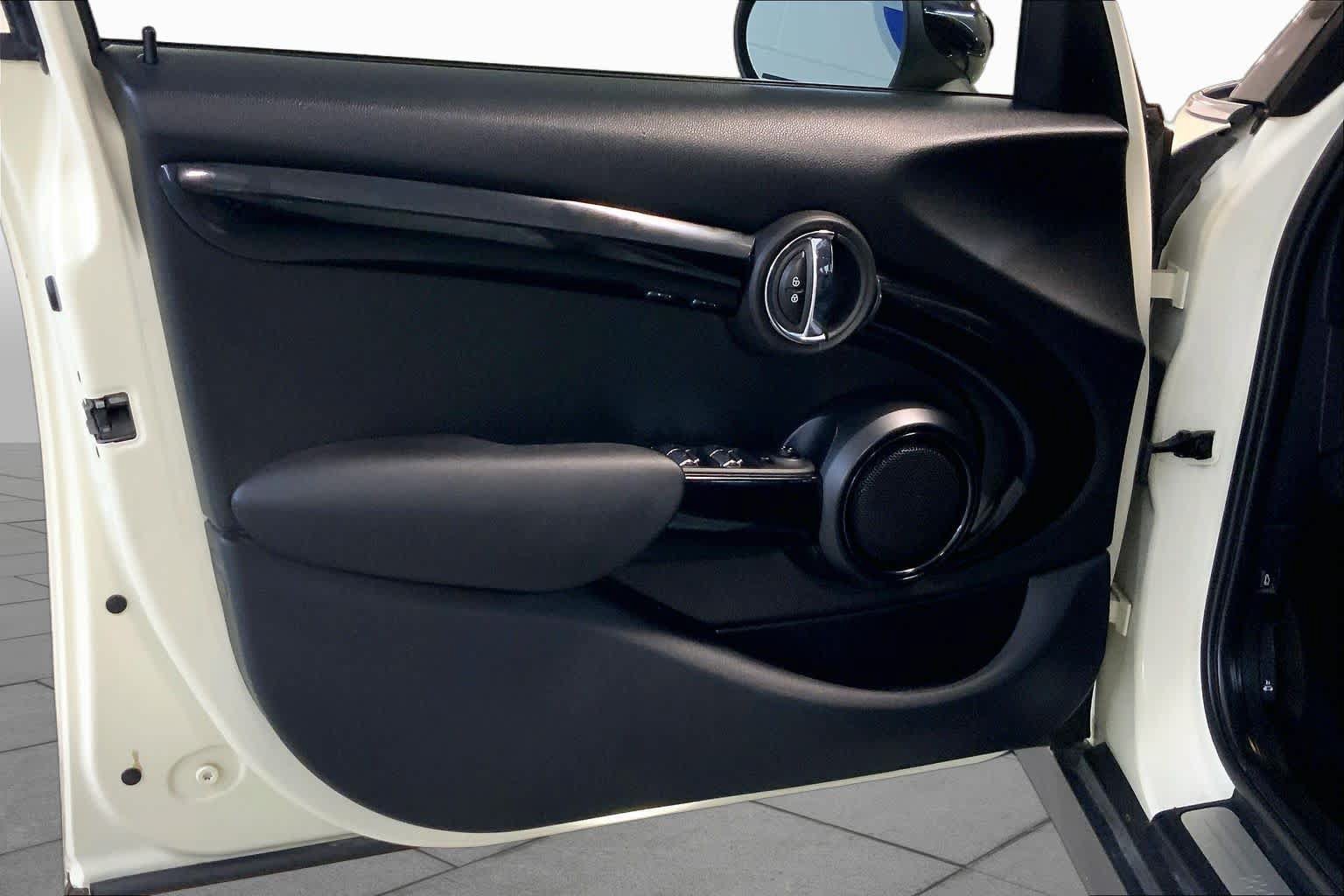 Used 2019 MINI Cooper S w/ Storage Package FWD image 21