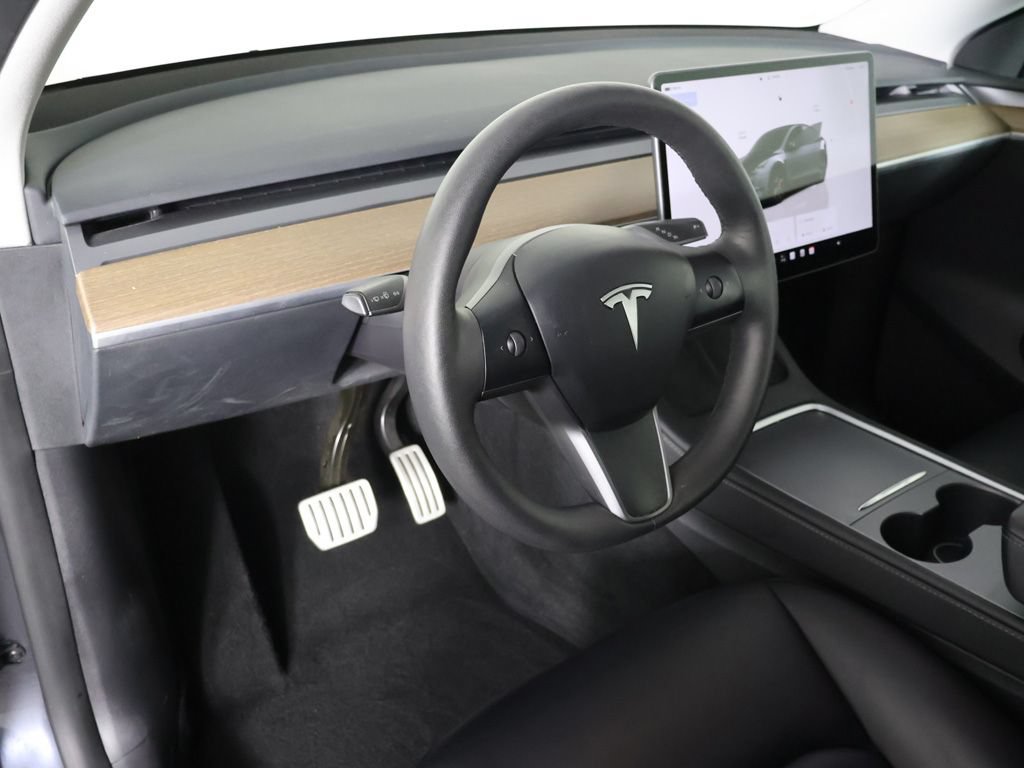 Used 2023 Tesla Model Y Performance AWD/4WD image 27
