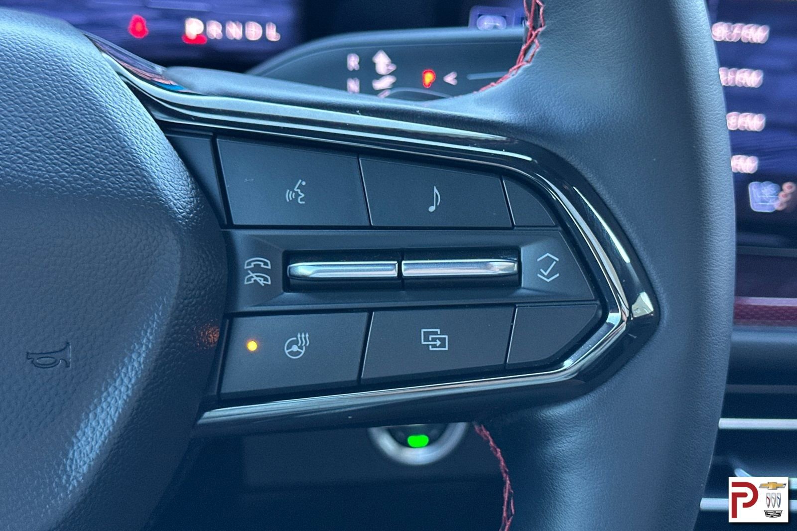 Certified 2024 Chevrolet Traverse RS image 29