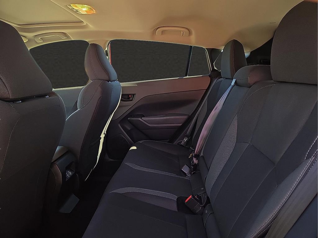 Used 2025 Subaru Crosstrek 2.0i Premium image 9