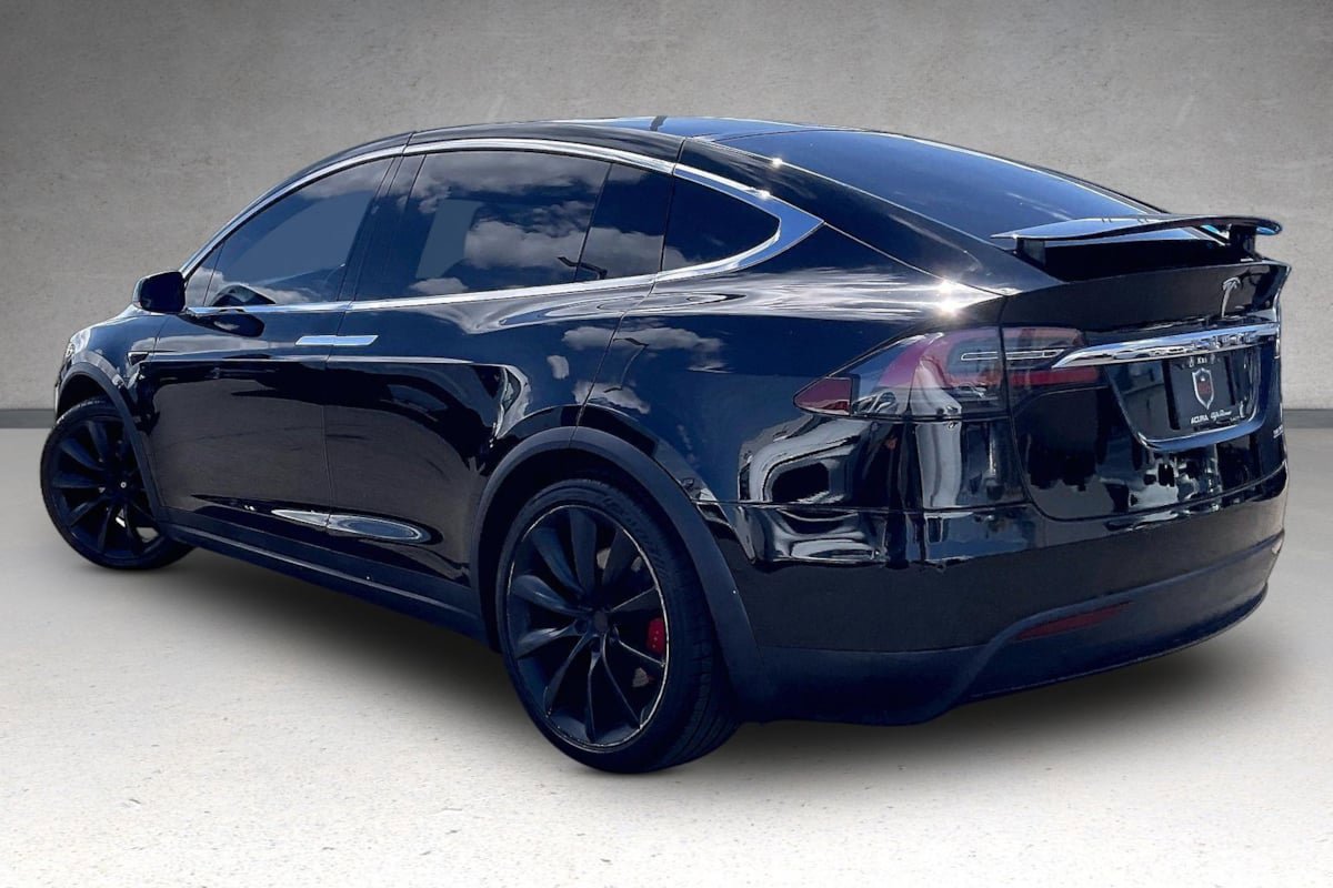 Used 2021 Tesla Model X Performance image 3