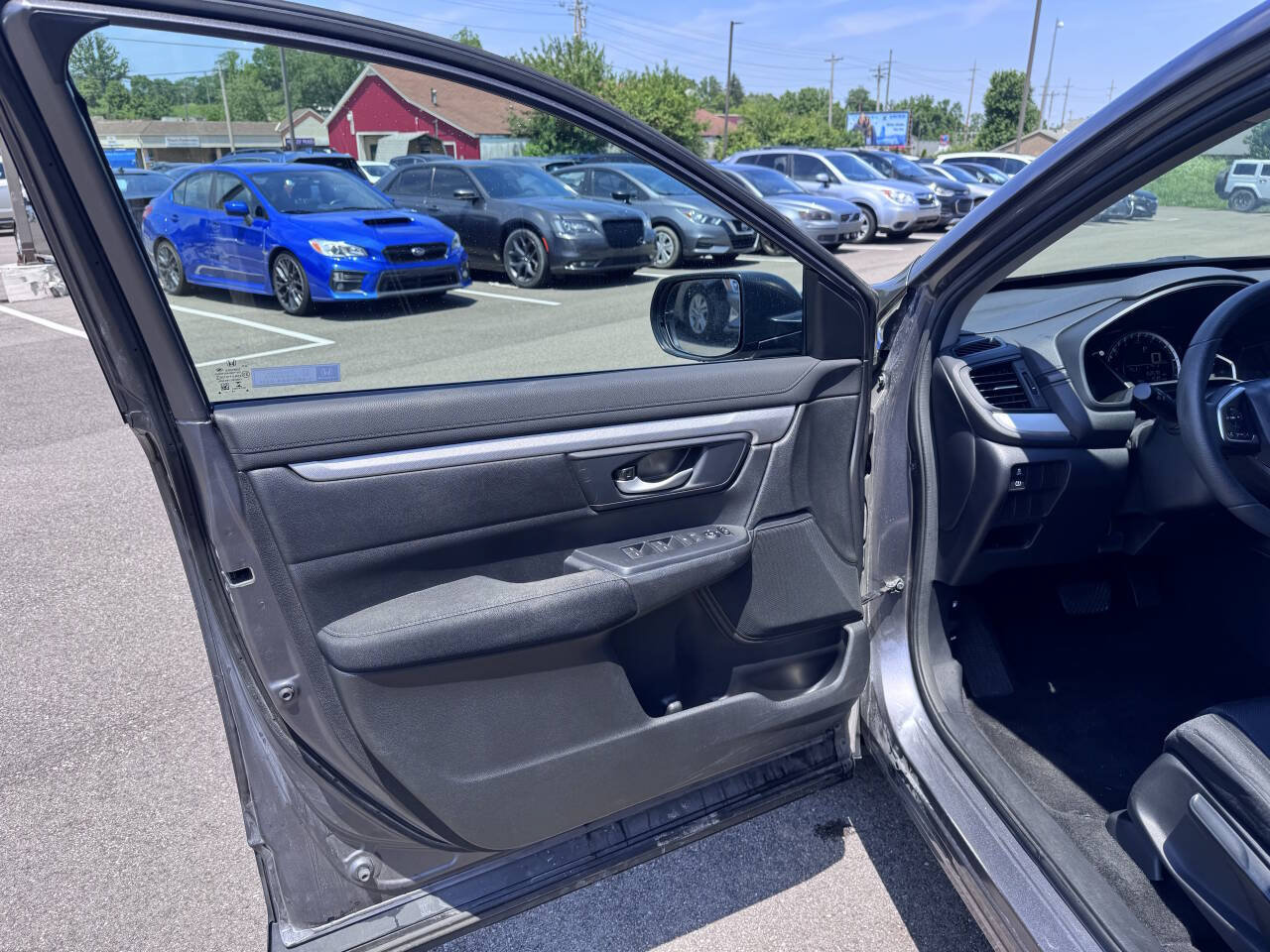Used 2018 Honda CR-V LX image 9