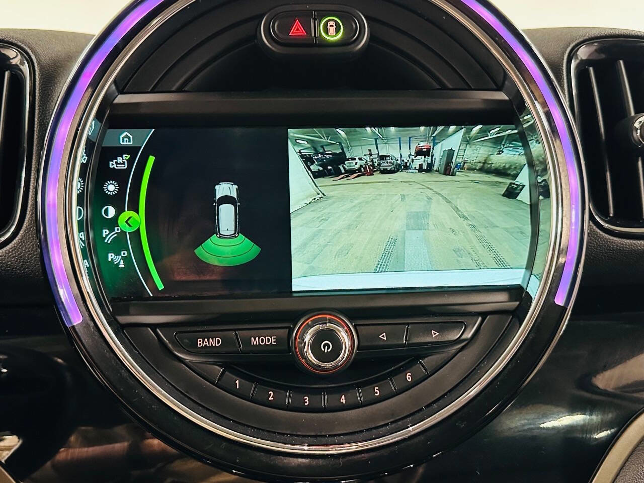 Used 2019 MINI Cooper Countryman SE w/ Premium Package image 2