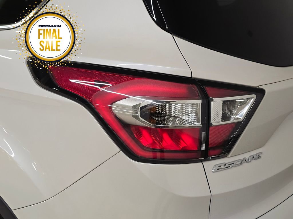 Used 2017 Ford Escape Titanium image 13