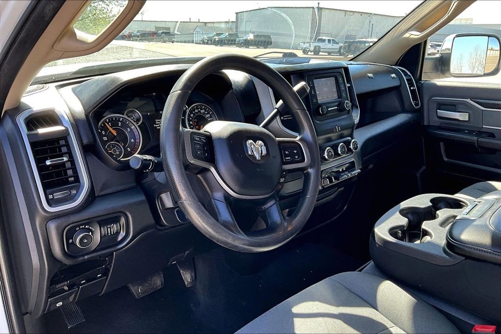 Used 2019 RAM 3500 Big Horn AWD/4WD image 9