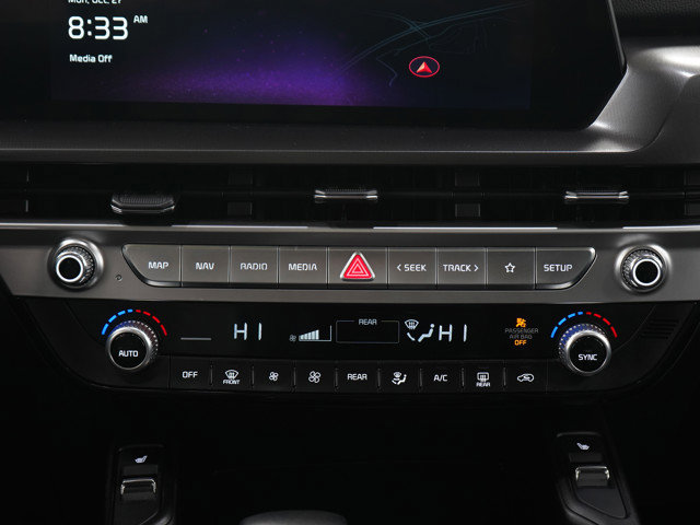 Used 2025 Kia Telluride S image 21