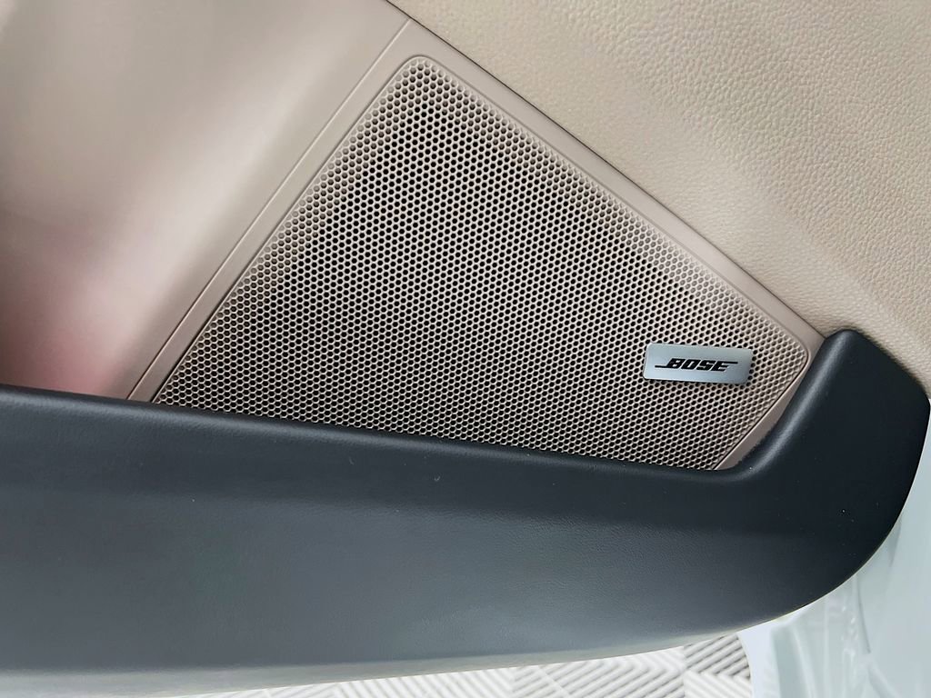 Certified 2025 Porsche 911 Carrera image 21