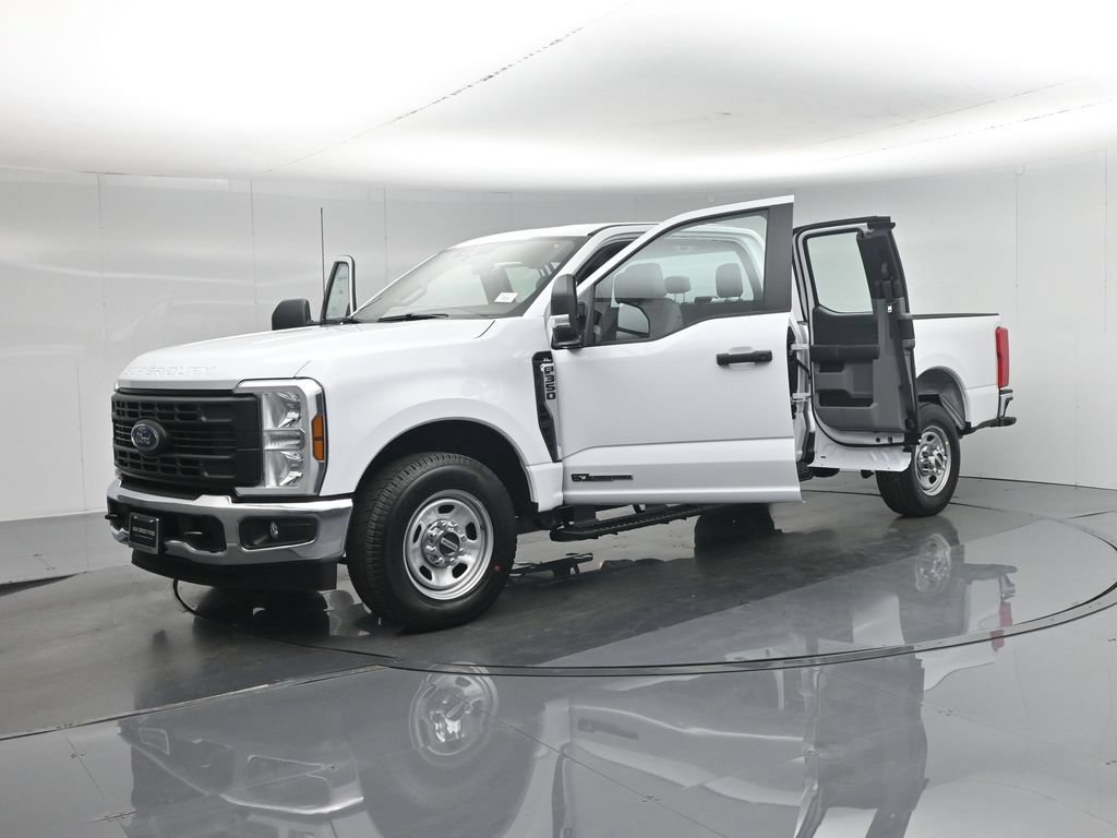 New 2026 Ford F350 XL w/ XL Chrome Package RWD image 28