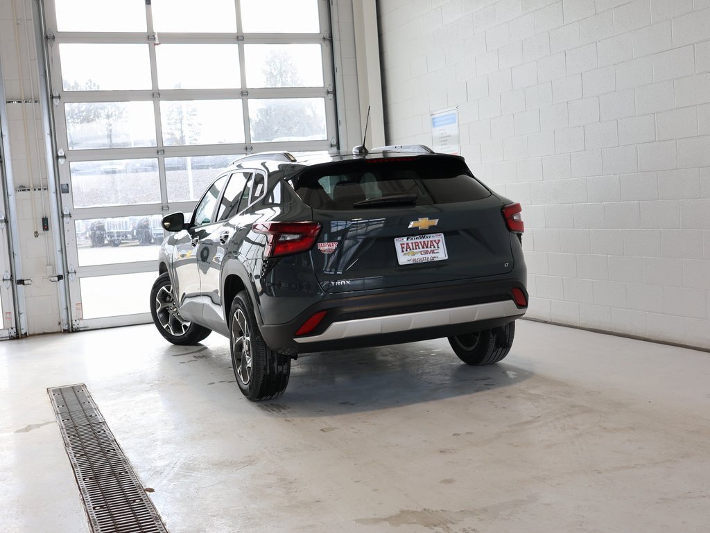 New 2026 Chevrolet Trax LT w/ LT Convenience Package image 32
