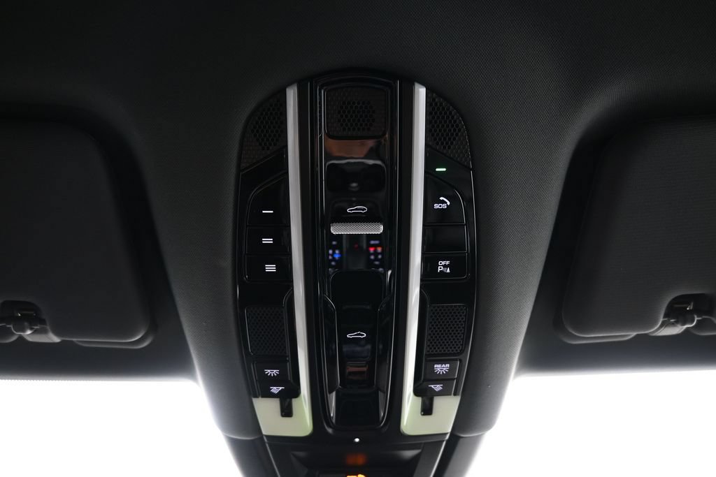 Certified 2020 Porsche Cayenne AWD/4WD image 29