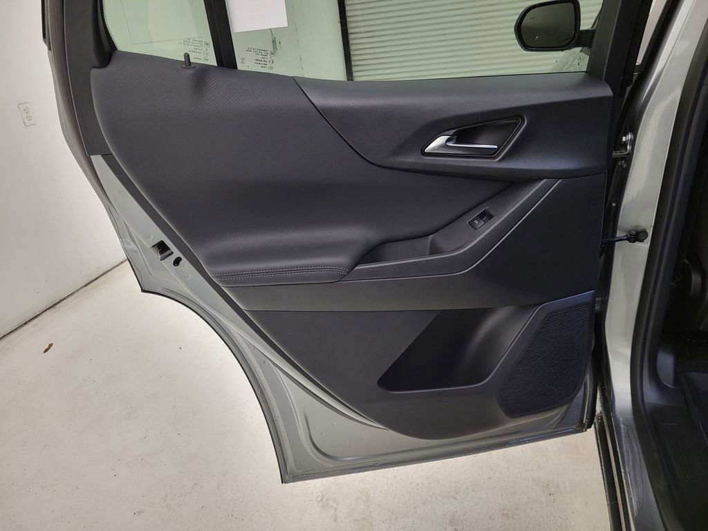 New 2026 Chevrolet Equinox LT w/ LPO, Floor Liner Package image 37