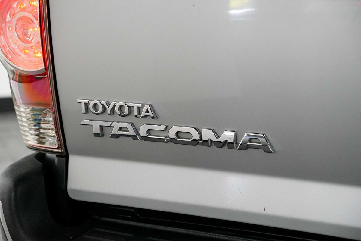 Used 2012 Toyota Tacoma PreRunner w/ SR5 Pkg RWD image 11