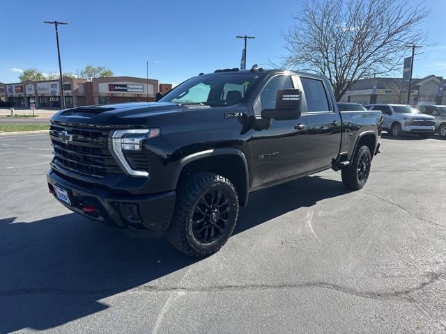 Certified 2025 Chevrolet Silverado 3500 LT w/ Trail Boss Package image 3