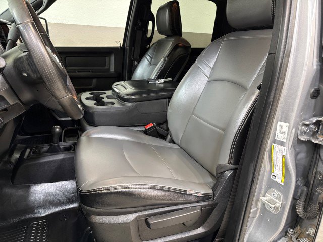 Used 2023 RAM 3500 Tradesman w/ Chrome Appearance Group image 17