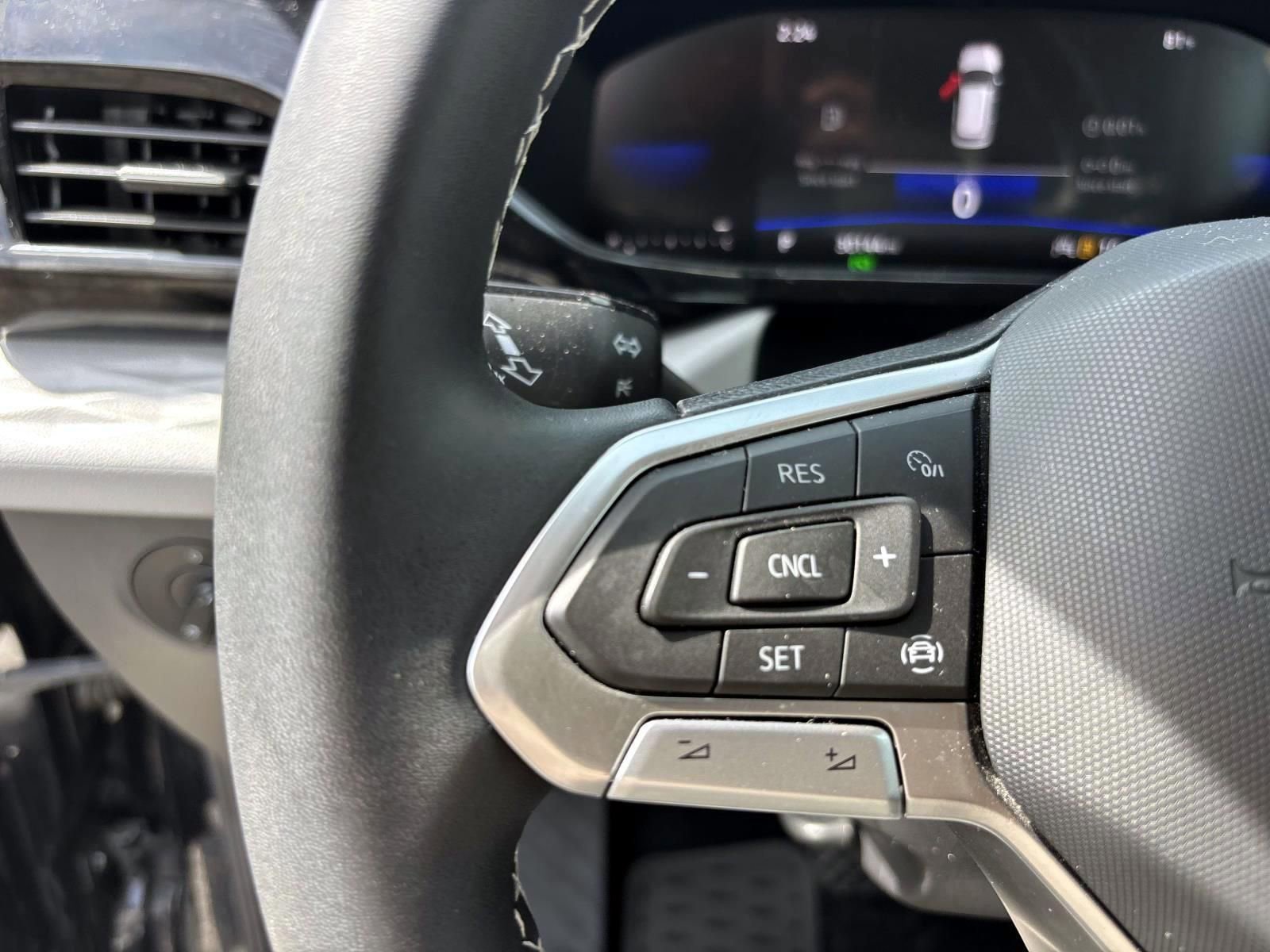 Used 2023 Volkswagen Taos S FWD image 15