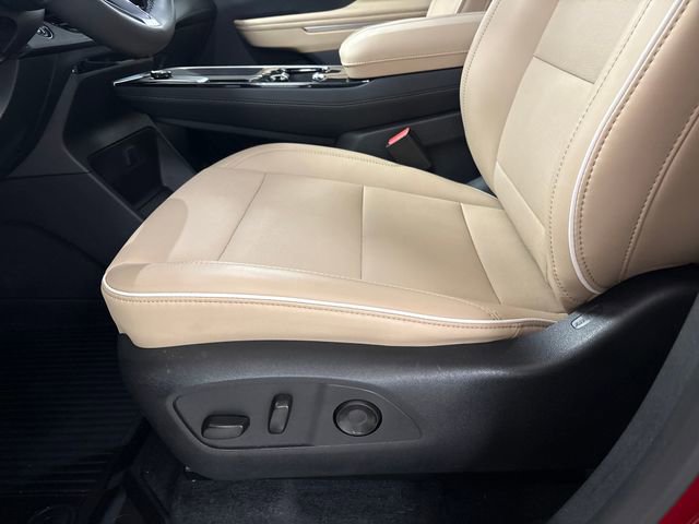 Used 2026 Buick Enclave Preferred w/ Power Package image 12