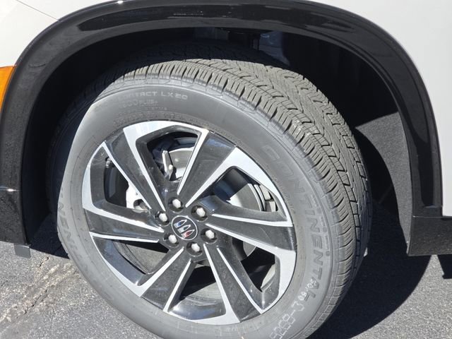 New 2026 Buick Enclave Sport Touring w/ LPO, Floor Liner Package image 17