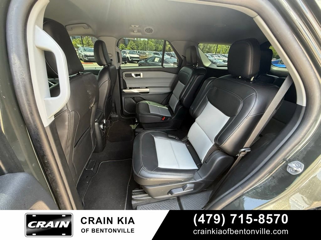 Used 2024 Ford Explorer XLT w/ Equipment Group 202A AWD/4WD image 25