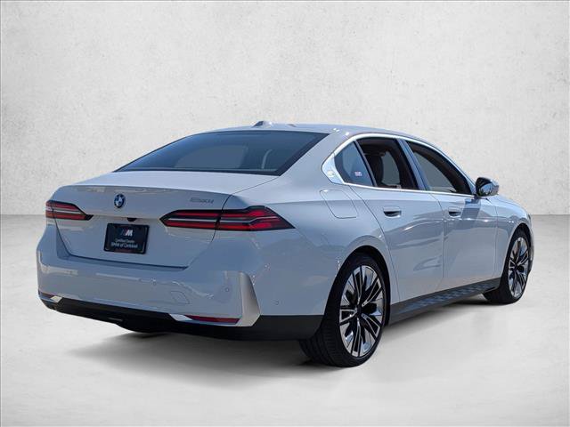 Used 2026 BMW 530i RWD image 2