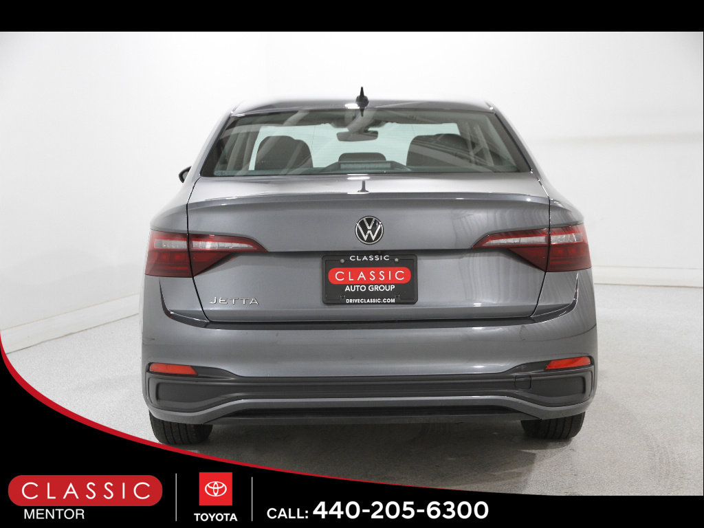 Used 2024 Volkswagen Jetta S image 18