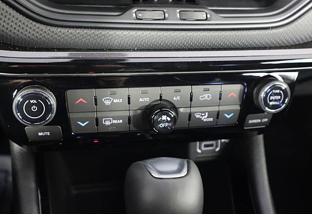 New 2026 Jeep Compass Limited AWD/4WD image 13