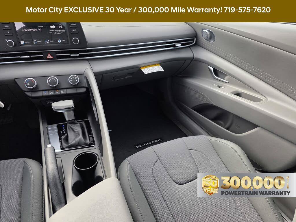 New 2026 Hyundai Elantra SE w/ Cargo Package FWD image 33