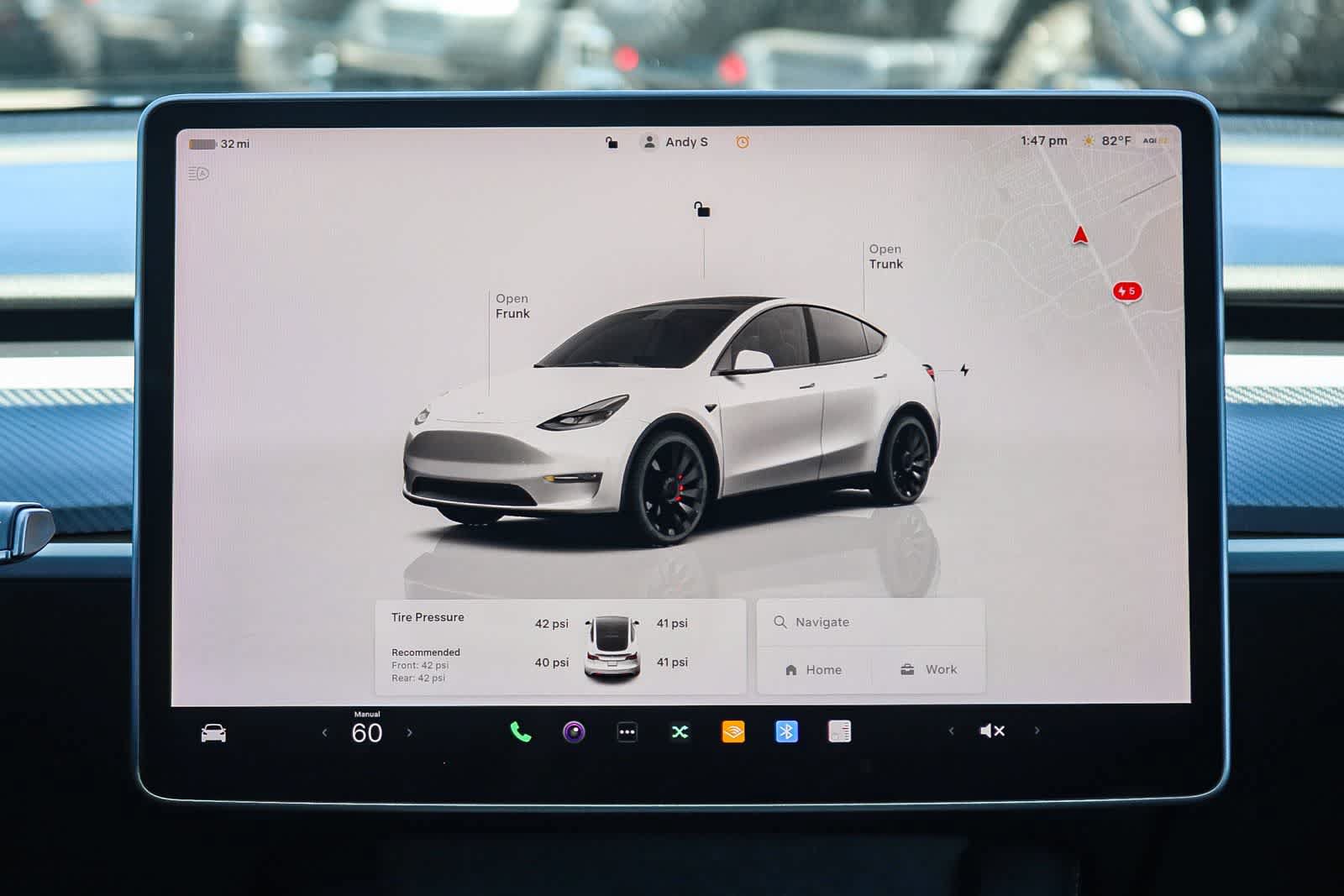 Used 2022 Tesla Model Y Performance AWD/4WD image 11