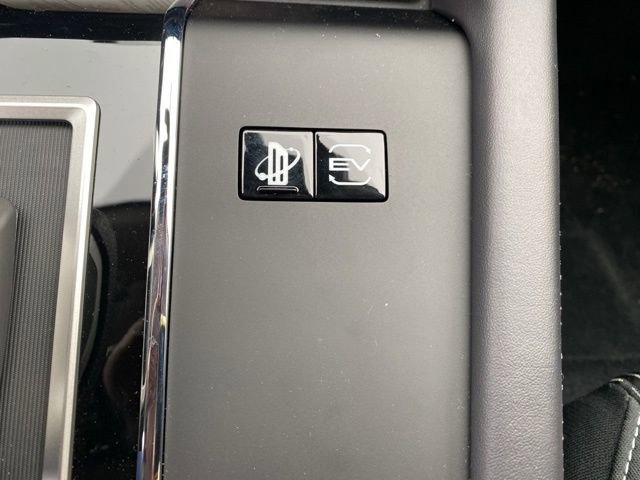 New 2025 Mitsubishi Outlander ES image 30