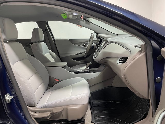Used 2018 Chevrolet Malibu LS image 22