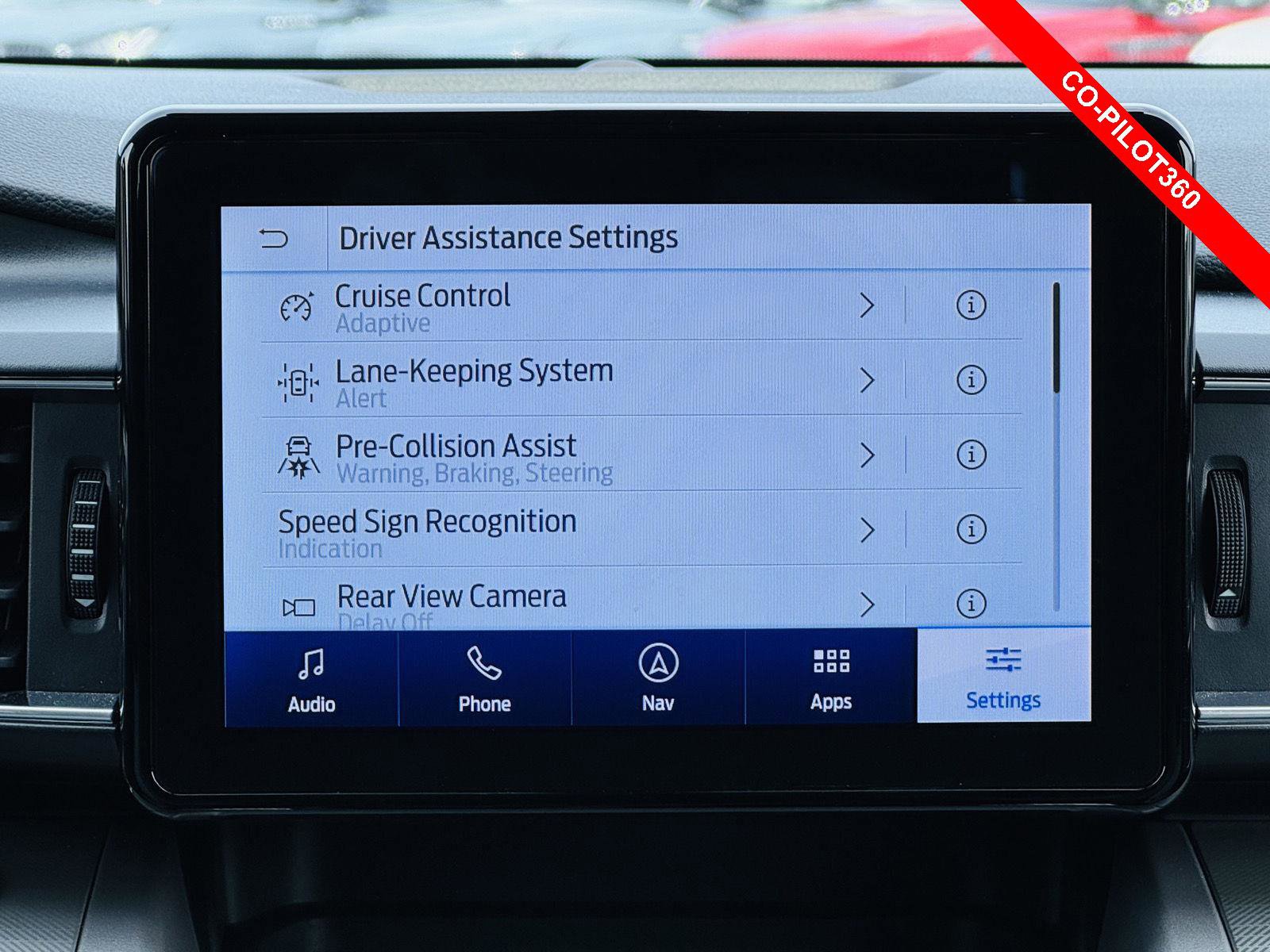 Used 2023 Ford Explorer XLT w/ Equipment Group 202A AWD/4WD image 6