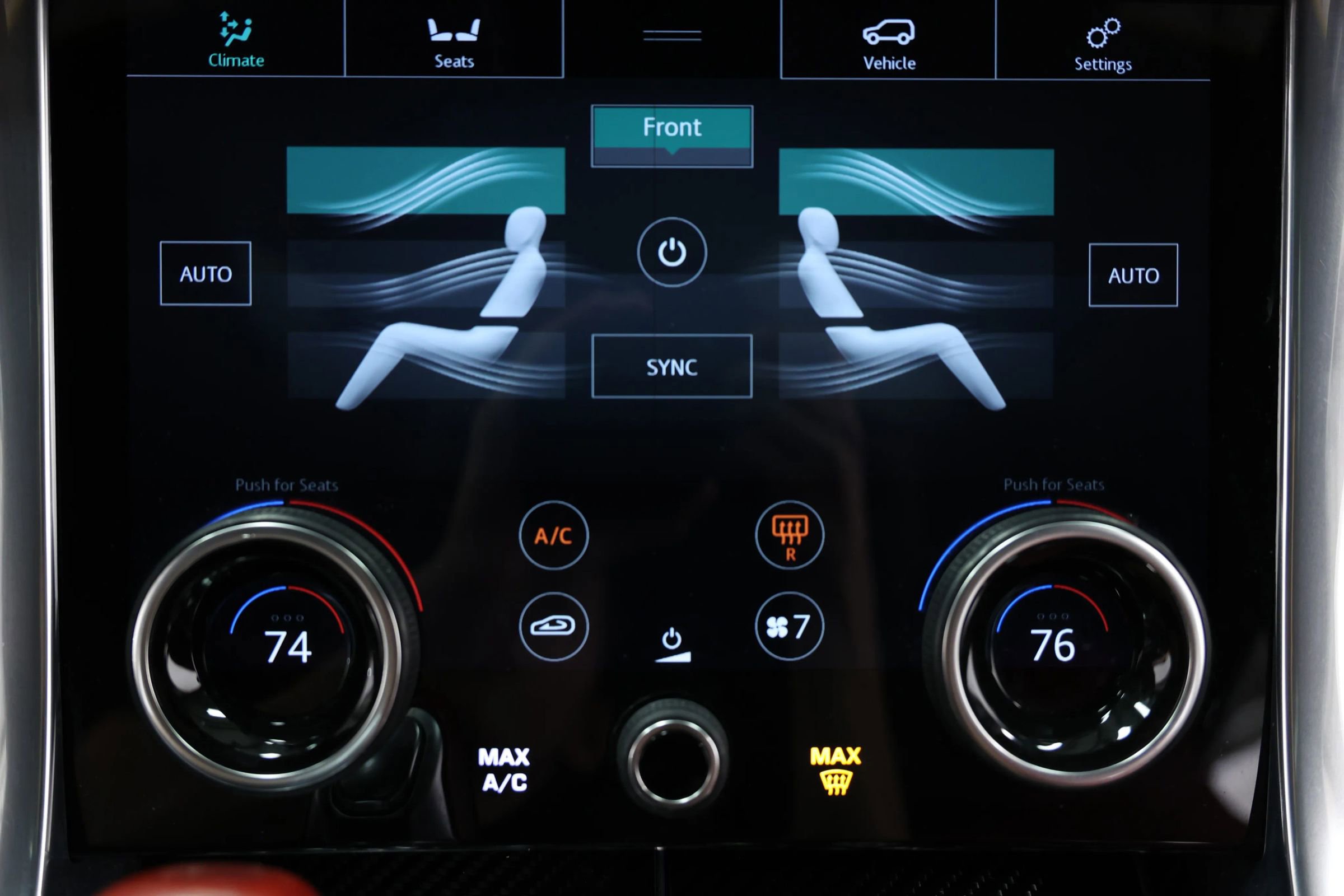 Used 2020 Land Rover Range Rover Sport SVR image 35