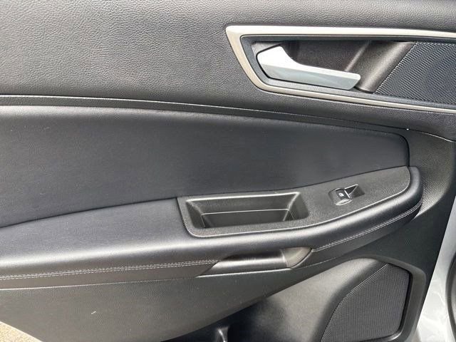Used 2023 Ford Edge SEL AWD/4WD image 29