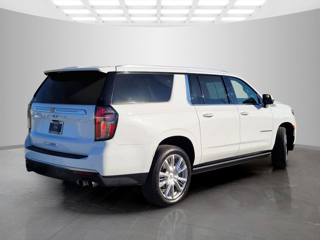 Used 2021 Chevrolet Suburban High Country w/ Premium Package image 4
