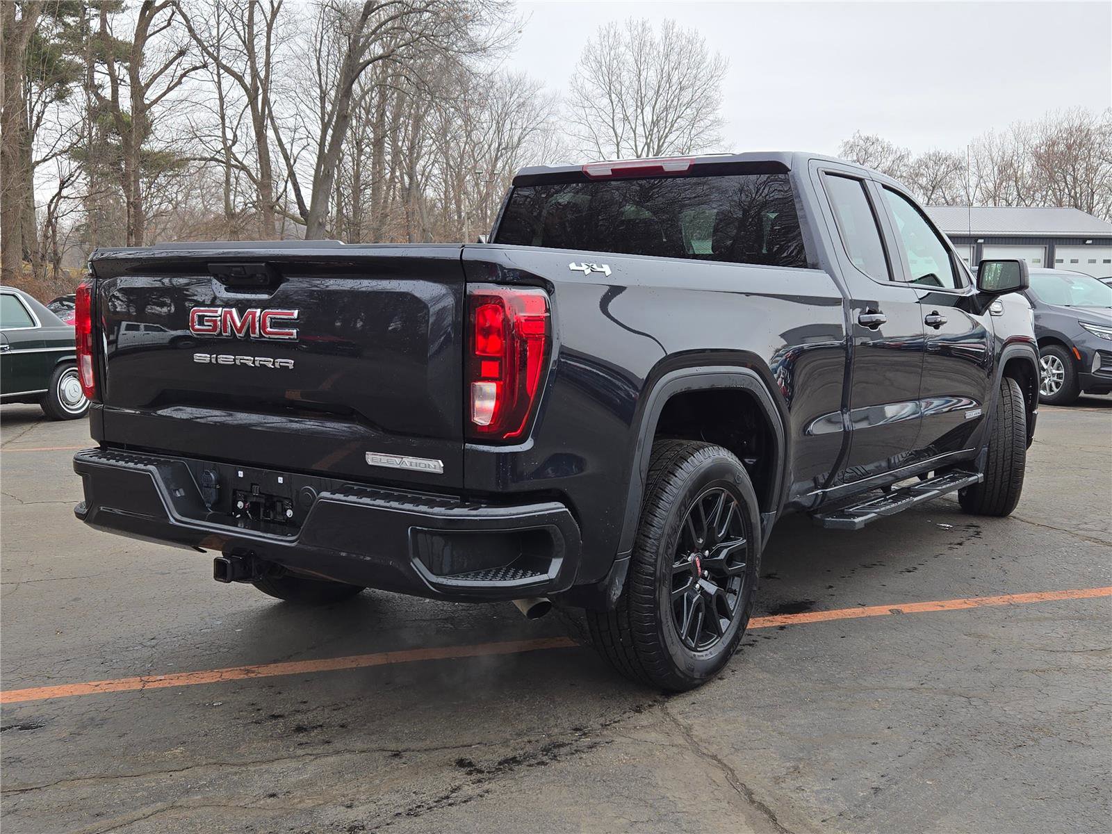 Used 2025 GMC Sierra 1500 Elevation AWD/4WD image 13
