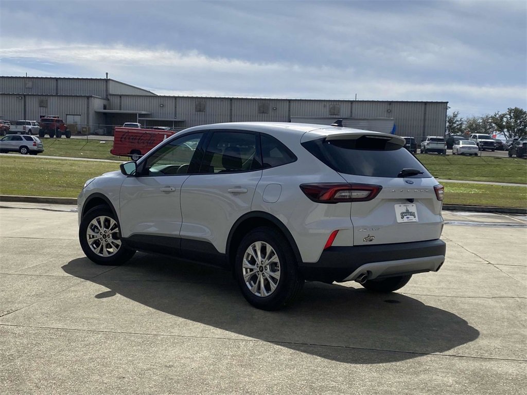 New 2025 Ford Escape Active w/ Cold Weather Package image 6