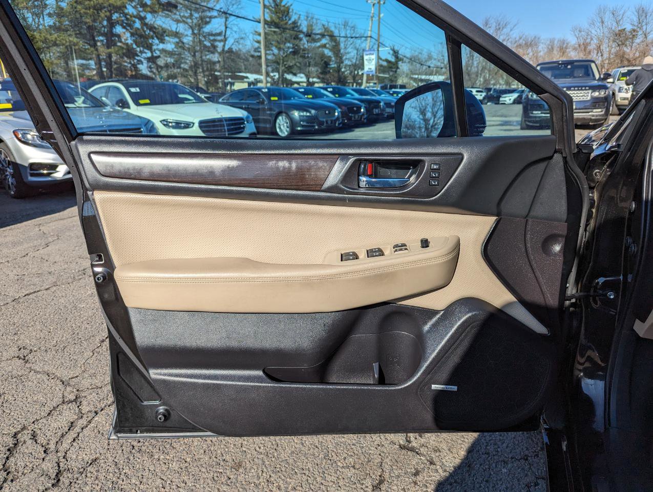 Used 2017 Subaru Legacy 2.5i Limited image 11