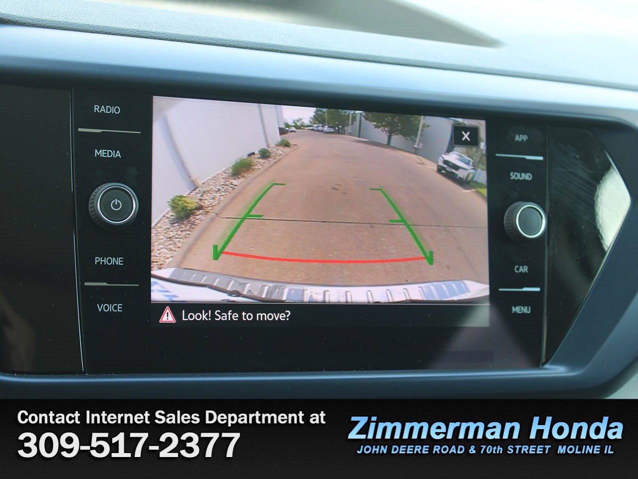 Used 2023 Volkswagen Taos SE AWD/4WD image 24