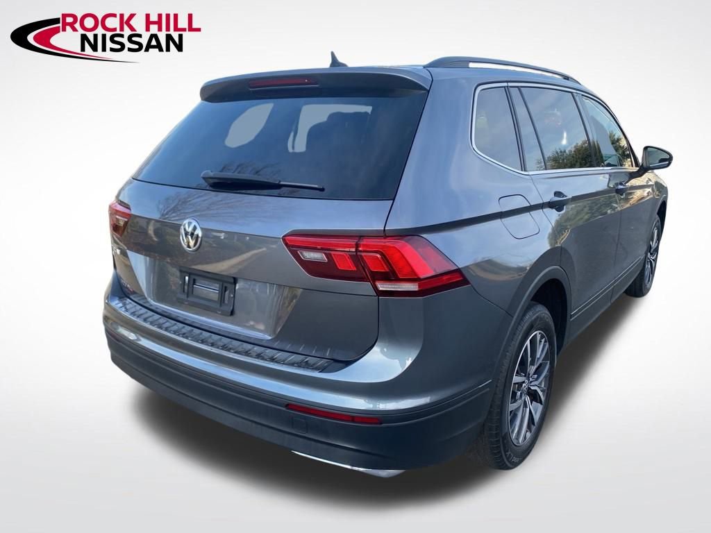 Used 2019 Volkswagen Tiguan SE w/ Panoramic Sunroof Package image 7