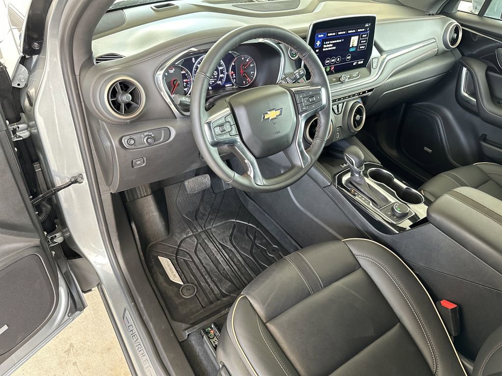 Certified 2025 Chevrolet Blazer Premier w/ LPO, Floor Liner Package image 15