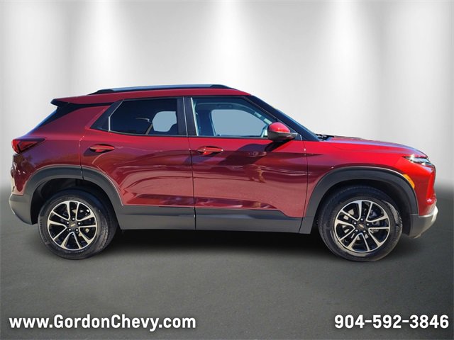 Used 2025 Chevrolet TrailBlazer LT image 7