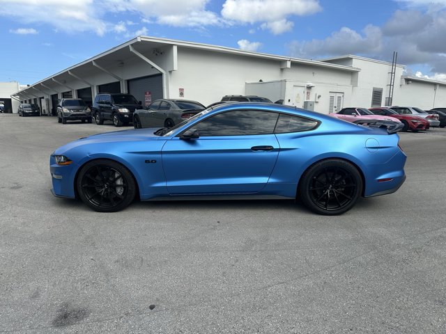 Used 2022 Ford Mustang GT Premium w/ Equipment Group 401A RWD image 8