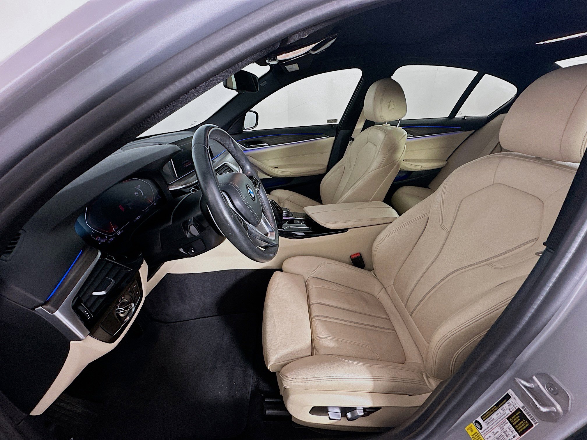 Used 2020 BMW 530i w/ Convenience Package image 13