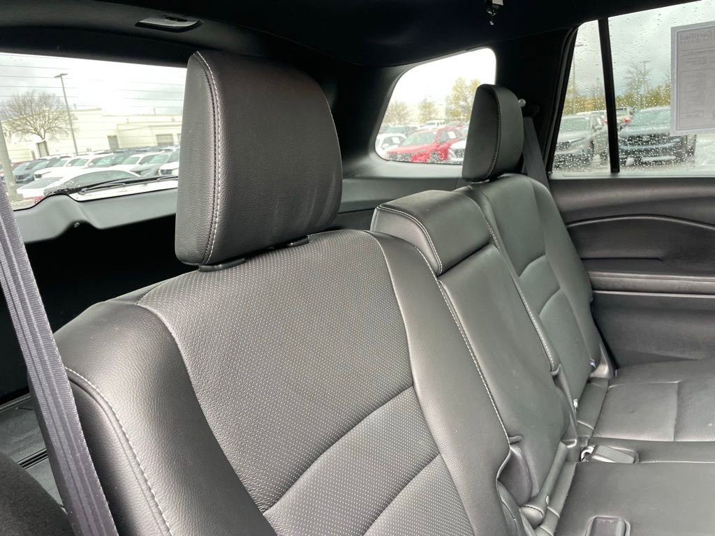 Certified 2025 Honda Passport EX-L image 37
