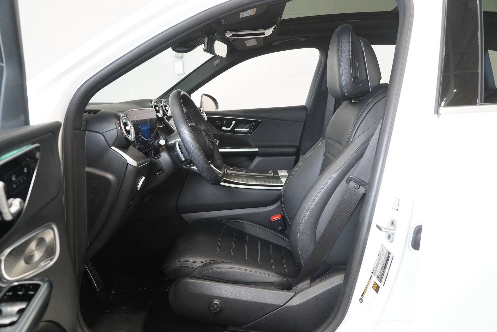 Certified 2023 Mercedes-Benz GLC 300 4MATIC image 11